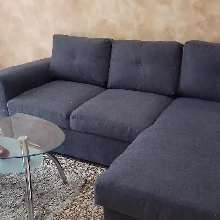Milli Apartmán Ferrara